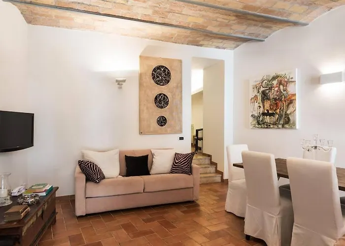 Lovely Colosseum Loft *